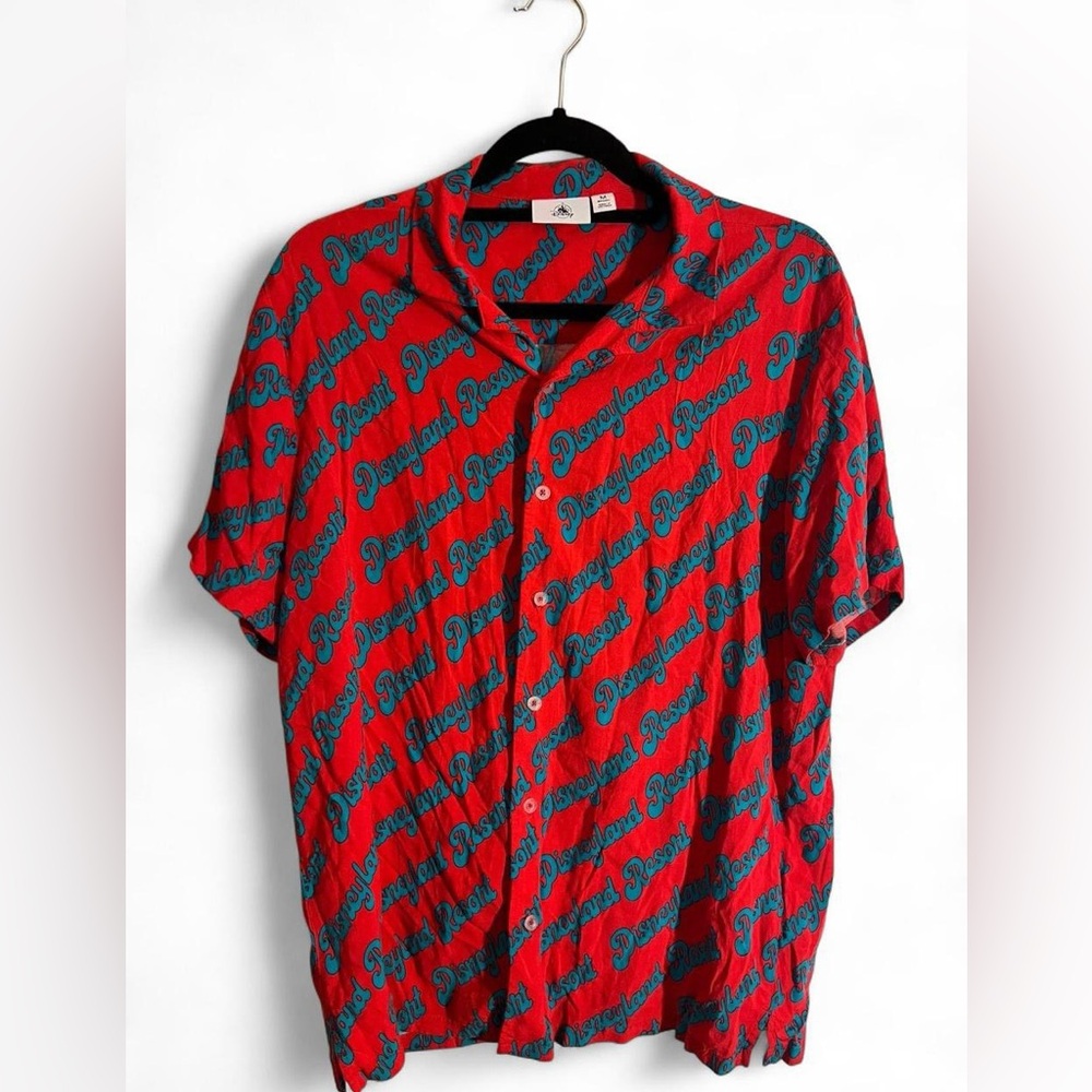 Disney Parks Red Blue Disneyland Resort Button Up Camp Shirt Men's M Rayon